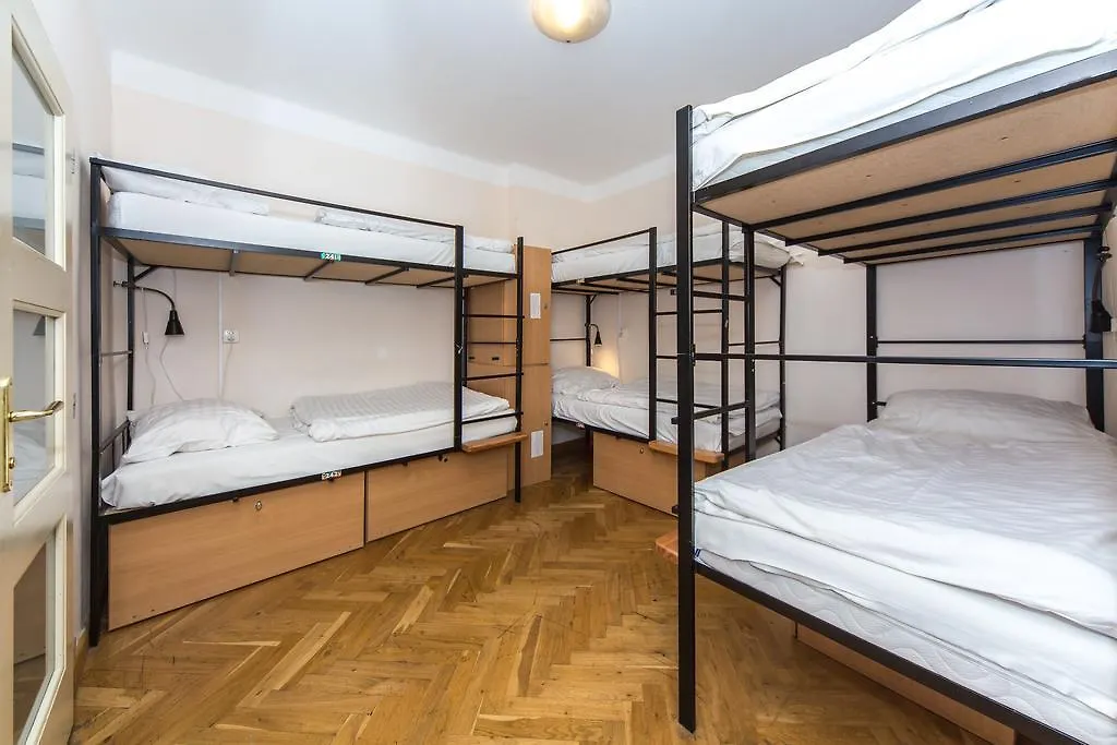 Hostel Mango Prague